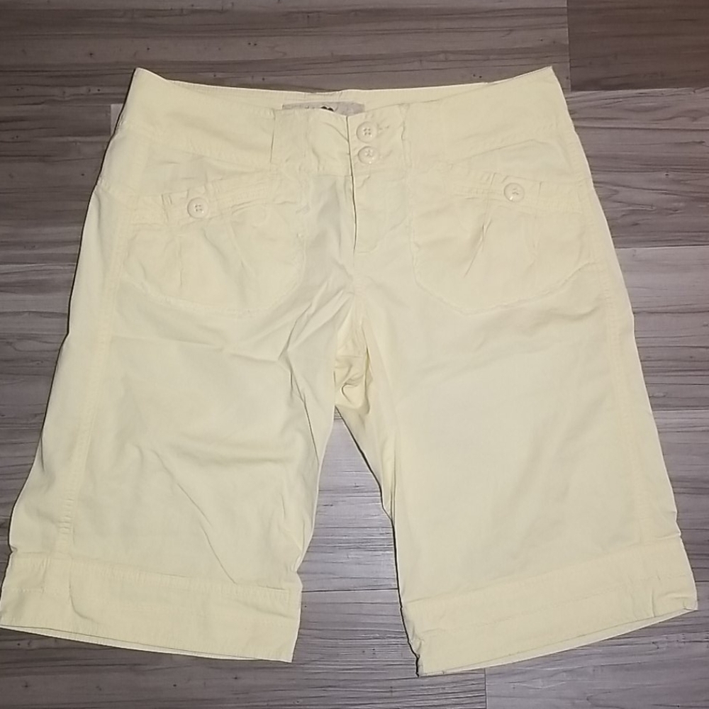 Ladies JOIT casual short size 9